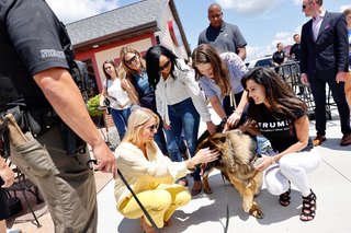 Pam Bondi feet photo thumbnail