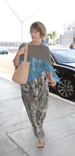 Pam Dawber feet photo thumbnail