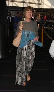 Pam Dawber feet photo thumbnail