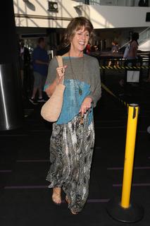 Pam Dawber feet photo thumbnail