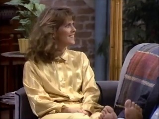Pam Dawber feet photo thumbnail
