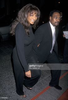 Pam Grier feet photo thumbnail