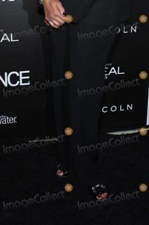 Pam Grier feet photo thumbnail