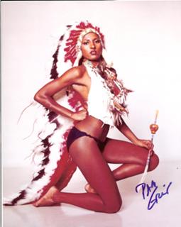 Pam Grier feet photo thumbnail