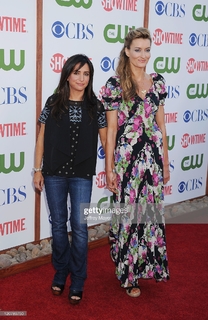 Pamela Adlon feet photo thumbnail