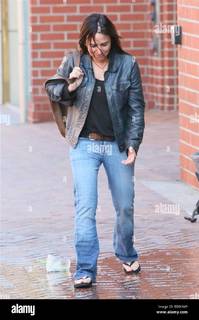Pamela Adlon feet photo thumbnail