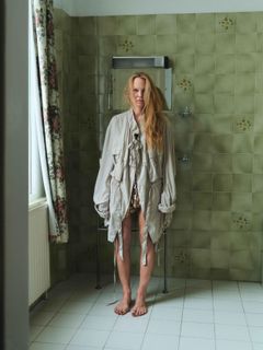 Pamela Anderson feet photo 7