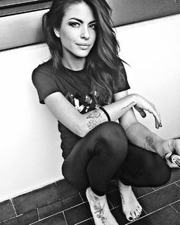 Pamela Camassa feet photo 5