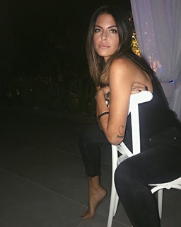 Pamela Camassa feet photo 17
