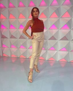 Pamela David feet photo 9