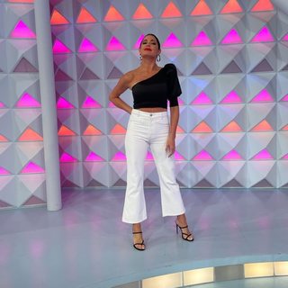 Pamela David feet photo 4