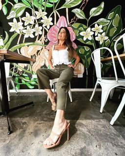 Pamela David feet photo 8