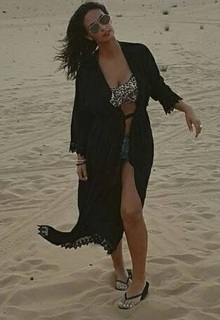 Pamela Díaz feet photo 5