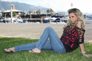 Pamela El Kik feet photo thumbnail