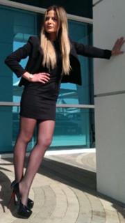 Pamela El Kik feet photo thumbnail