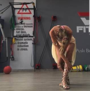 Pamela El Kik feet photo thumbnail