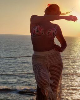 Pamela El Kik feet photo thumbnail