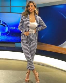 Pamela Longoria feet photo 20