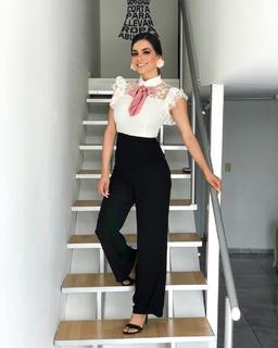 Pamela Longoria feet photo 12