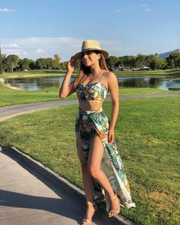 Pamela Longoria feet photo 8