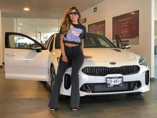Pamela Longoria feet photo 12