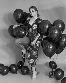 Pamela Longoria feet photo 4