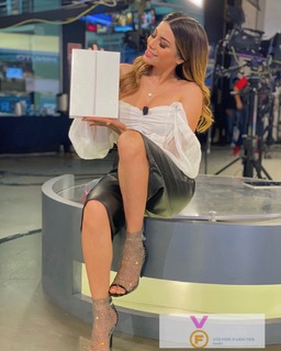 Pamela Longoria feet photo 6