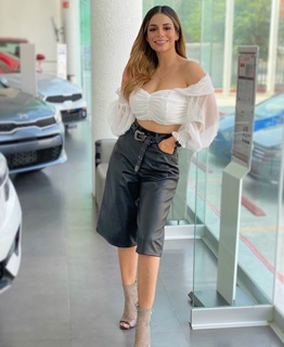 Pamela Longoria feet photo 5