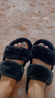 Pamela Longoria feet photo 11
