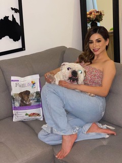 Pamela Longoria feet photo 5