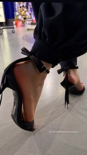 Pamela Longoria feet photo 18