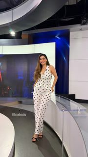 Pamela Longoria feet photo 10
