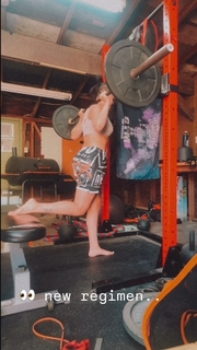 Pamela Martinez feet photo thumbnail
