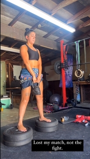 Pamela Martinez feet photo thumbnail