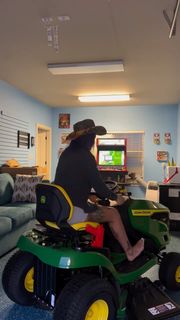 Pamela Martinez feet photo thumbnail