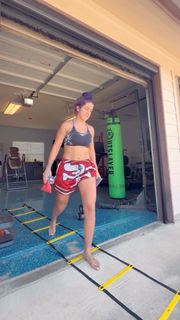 Pamela Martinez feet photo thumbnail