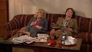 Pamela Reed feet photo 1