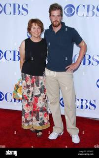 Pamela Reed feet photo 8