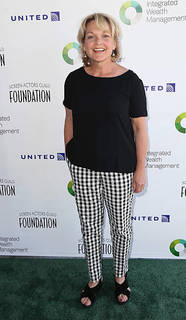 Pamela Reed feet photo 5