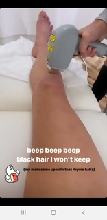 Pamela Reif feet photo thumbnail