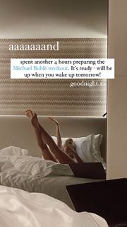 Pamela Reif feet photo thumbnail
