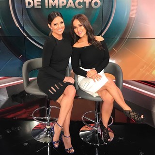 Pamela Silva Conde feet photo thumbnail