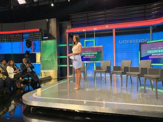 Pamela Silva Conde feet photo thumbnail