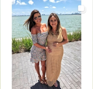 Pamela Silva Conde feet photo thumbnail