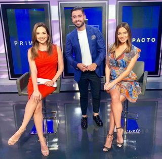 Pamela Silva Conde feet photo thumbnail