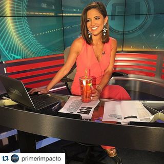 Pamela Silva Conde feet photo thumbnail