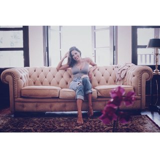 Pamela Silva Conde feet photo thumbnail