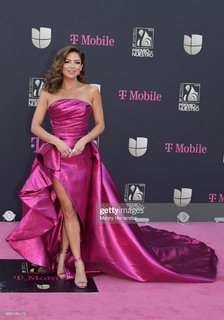 Pamela Silva Conde feet photo thumbnail
