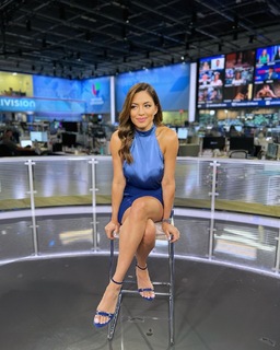 Pamela Silva Conde feet photo thumbnail