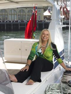 Pamela Stephenson feet photo 3
